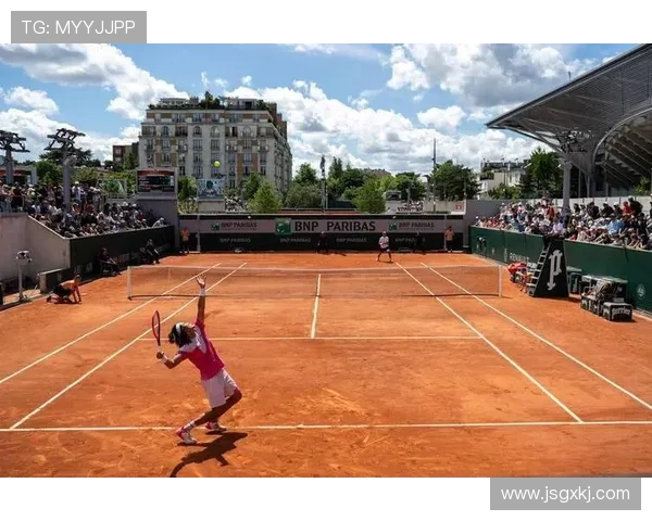 深圳网球队战术揭秘：网球巨献背后的策略与技巧探讨