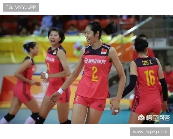 央视解说恒大对阵美洲队精彩回顾与赛后分析全景呈现