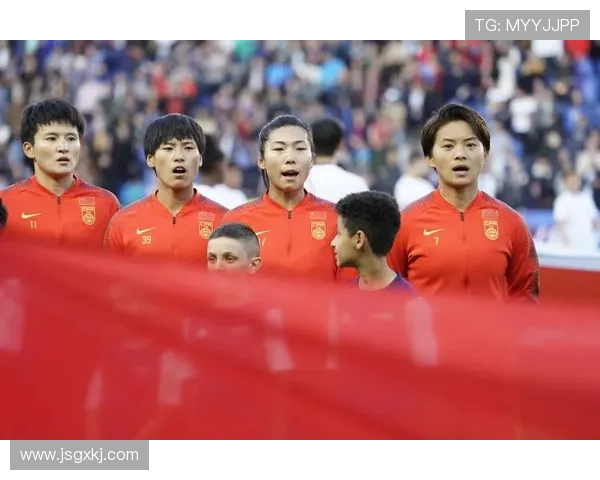 实况足球精彩对决中国队迎战南非队展现足球魅力与激情