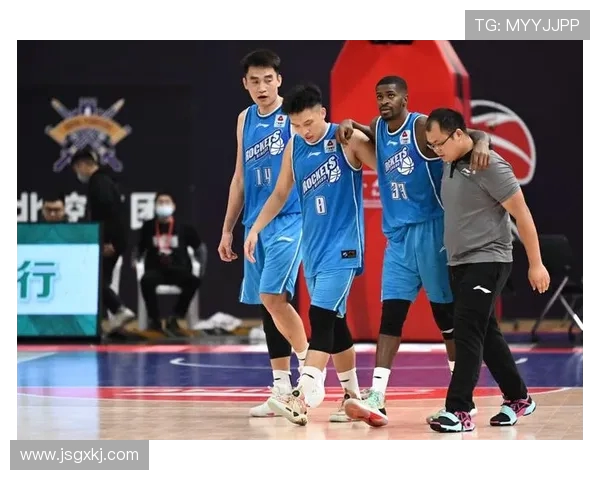 杭州篮球队与上海篮球队的精彩对决赛后分析与战术总结